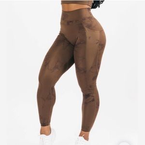 Alphalete draught brown leggings alphalux